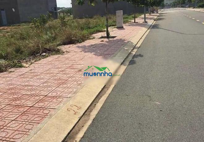 Cần bán lô đất ngay vsip 2 - ngay mặt tiền đt 741 - sổ sẵn - 4