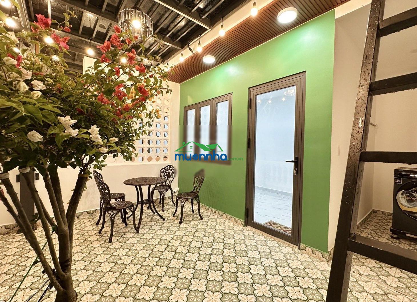 Xây mới 100% - hxh - 60m2 (4.8x12.5m) - 3 tầng - 3pn - full nội thất - gần mt đ. ngô đức kế - 8.xtỷ - 2