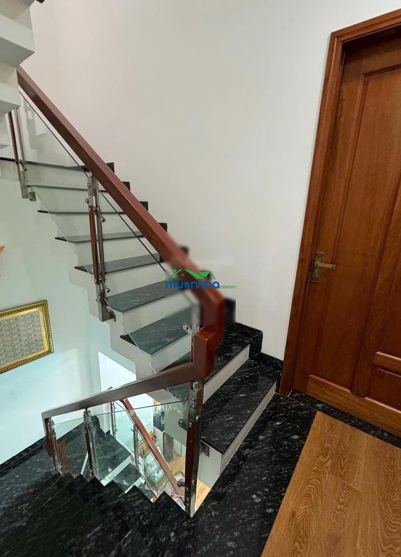 Cần bán nhanh căn nhà đ. cây điệp, q1, dt 76.8m2, giá 4,25 tỷ, gần đh xhnv, hđ thuê 32tr/th - 3