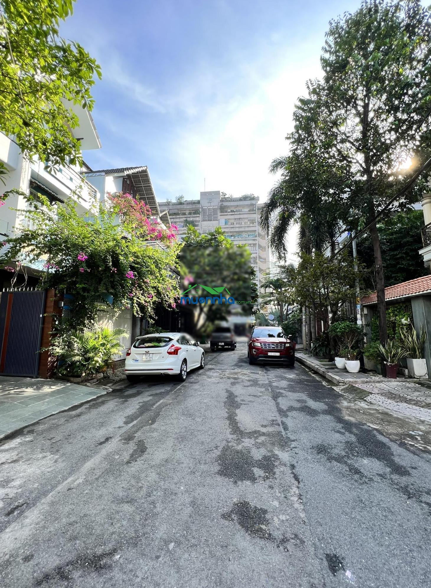 Bán nhà hẻm 10m gò dầu (gần tân sơn nhì) dt: 8x26m - 2 lầu st - giá: 23 tỷ tl - 2
