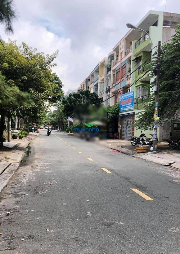 Bán nhà mt đường 28 khu ao sen tên lửa 4,5x20m 3 lầu giá 13 tỷ gần aeon (giá tốt) lh 0909 273 *** - 2