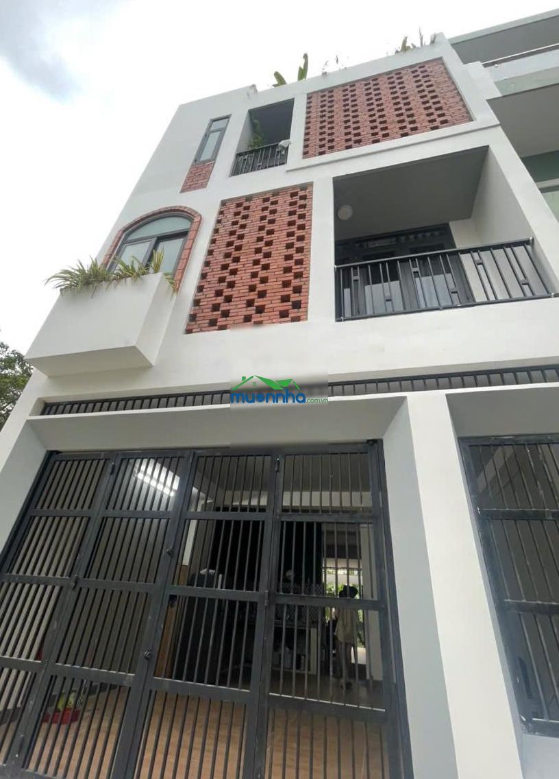 7,49 tỷ-vip tx43-nhà 10phòng ở +cho thuê- 2mt trước sau 2 cầu thang- 5,45x15=81m2 - đường thông 7m- - 2