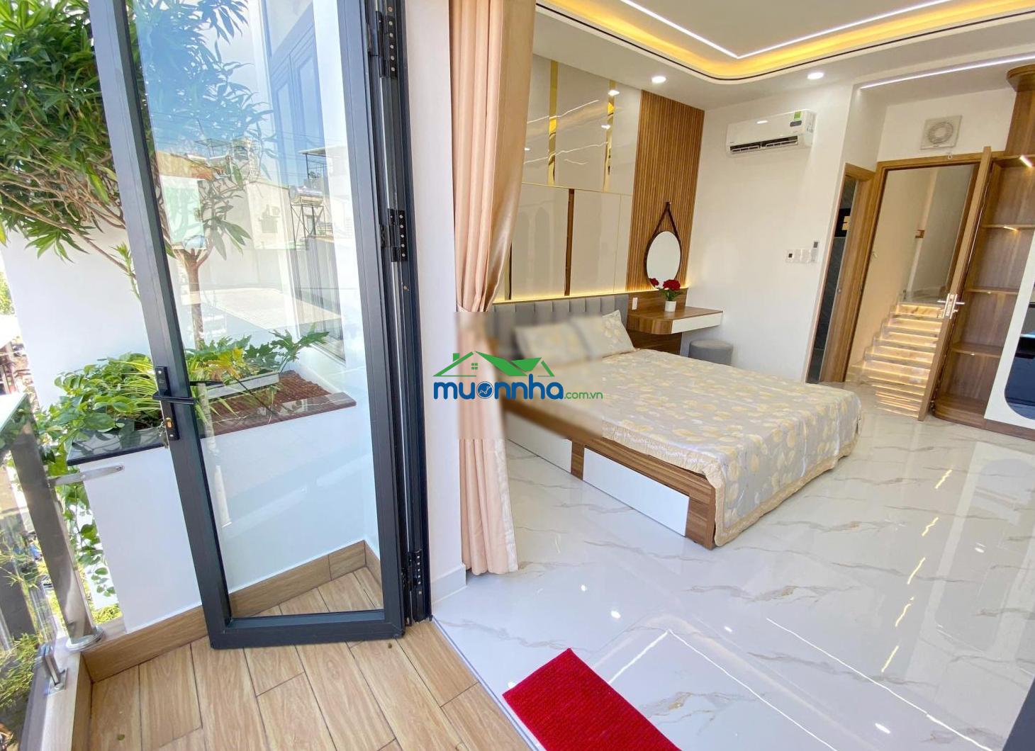 Nhà mới có thang máy 5 tấm full nội thất 4x20m. hẻm 10m đường lê trọng tấn giáp aeon tân phú