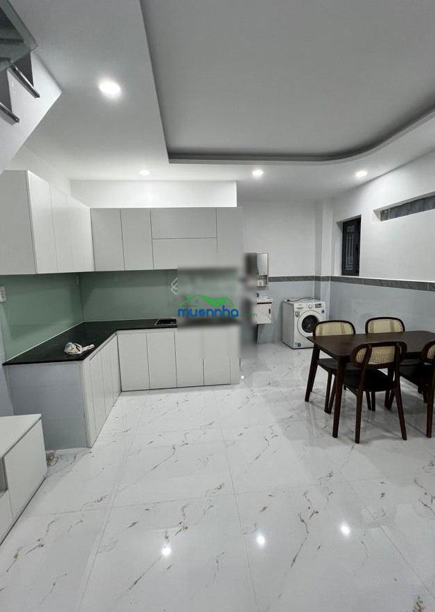 Nhà đẹp 2 tầng, 2pn, 2wc, chỉ 5t, gần ngã tư thủ đức, trung tâm hiệp phú, xe hơi tận nhà
