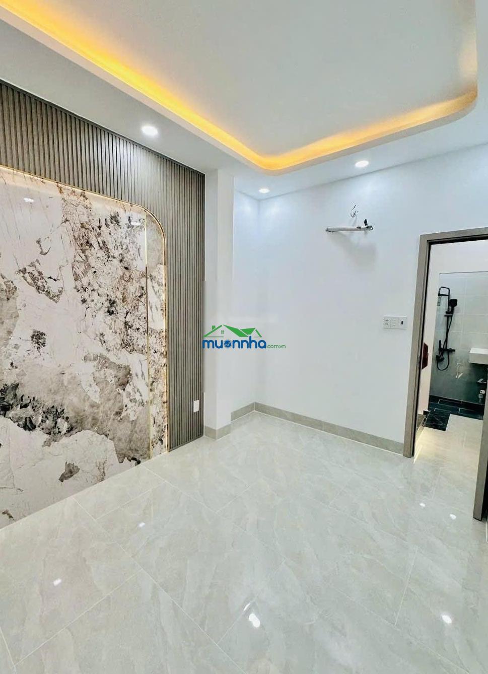 Ngay cầu cammet q4 - vài bước ra mặt tiền - 3.1x7.9m - 4 tầng - không lộ giới - chỉ 5.6 tỷ - 3