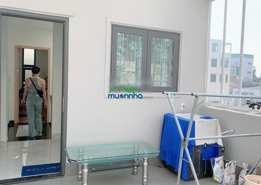 Bán nhà chủ xây ở hxh thống nhất, 45m2, 3 tầng btct, sổ vuông, ko lộ giới, sát mặt tiền, giá 7 tỷ - 4