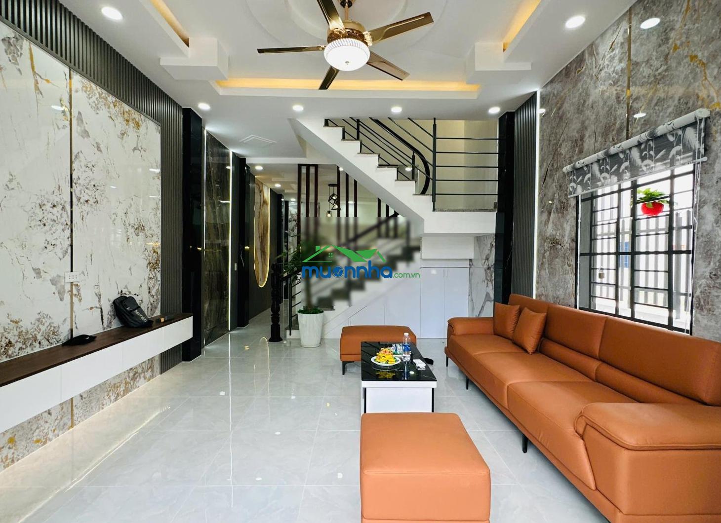Giảm tới 250tr! nhà shr 2 mặt đường oto 2 tầng sáng thoáng cách mặt tiền hà huy giáp 300m, ở & kd