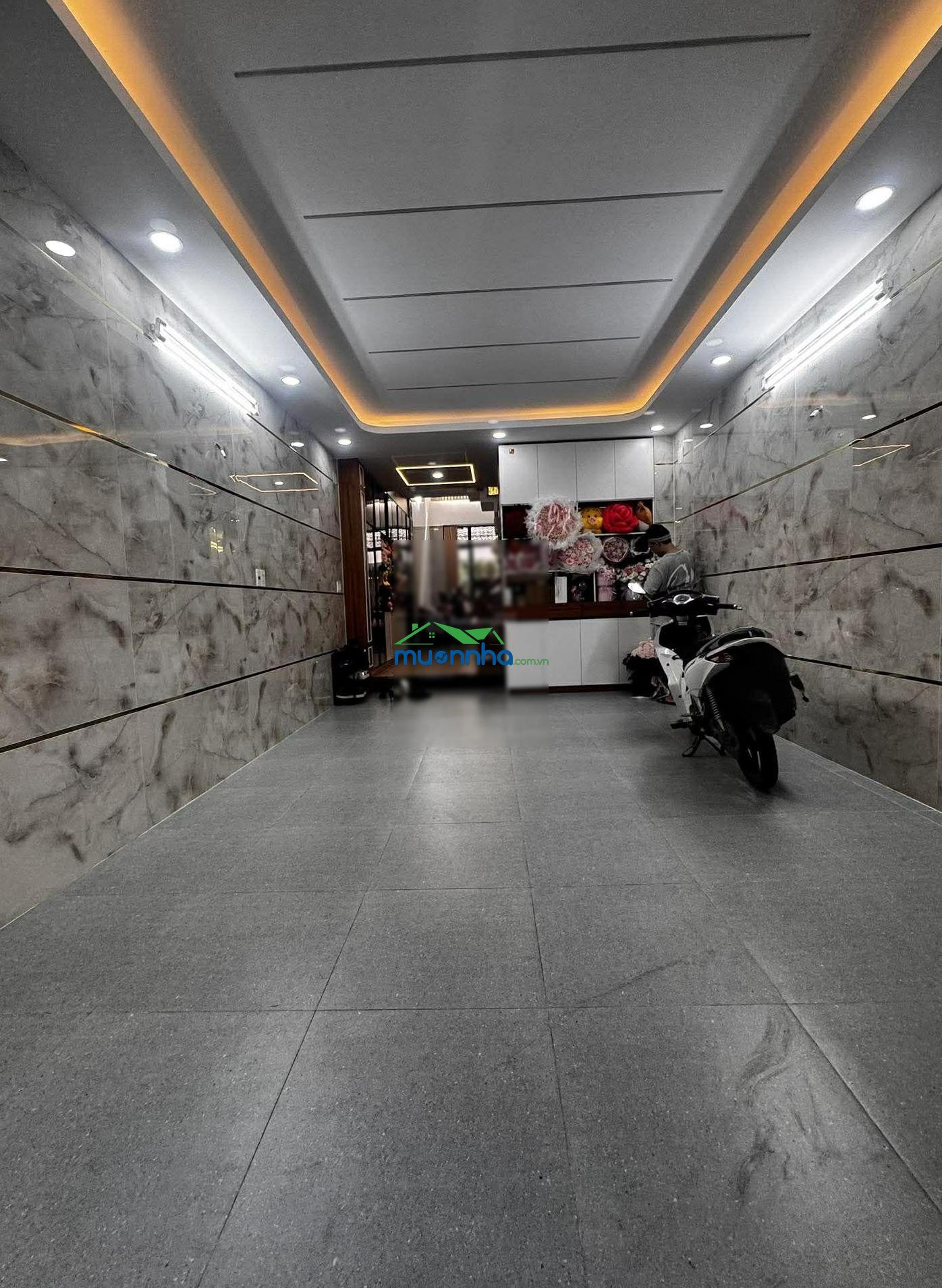 Bình tân, hẻm nhựa thông, nhà 5 tầng 96m2, thang máy xịn, giá tham khảo tốt - 2