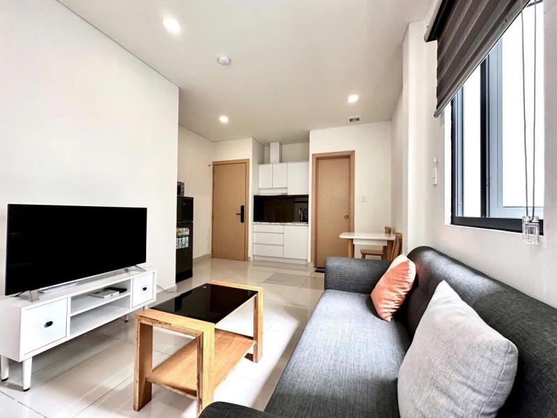 Chdv 1pn 50m2 full nội thất, ban công, gần cầu thị nghè q1