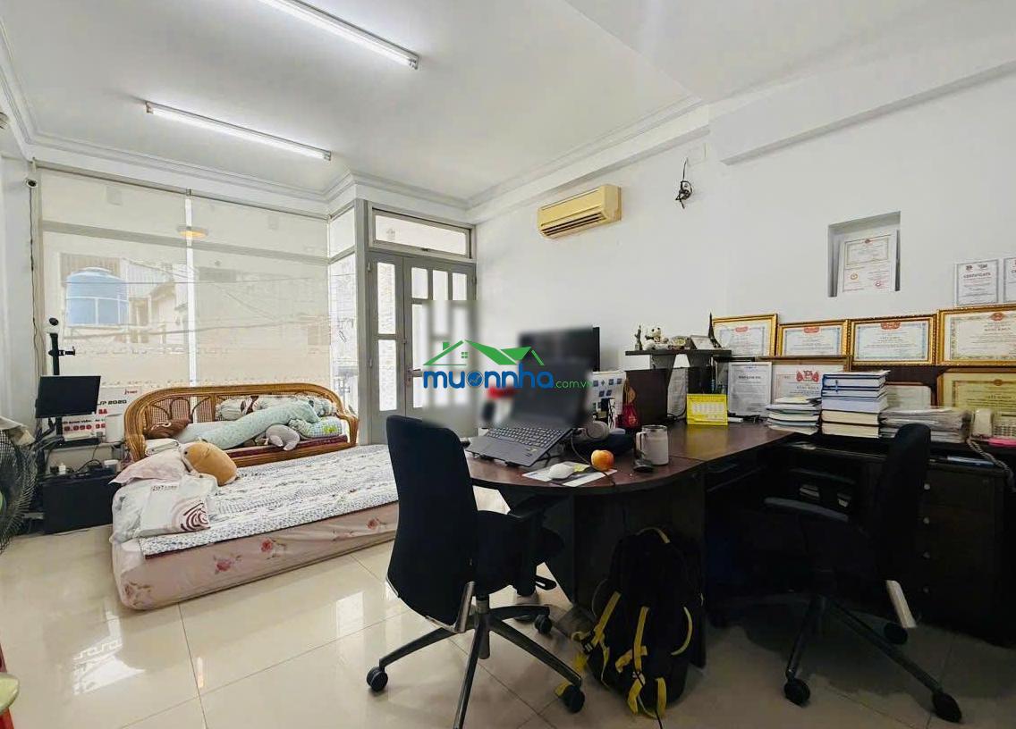 Nhà đẹp, hẻm sang, khu dân trí cao, đường lê quang định - 5 tầng - 4x16.5m - 2
