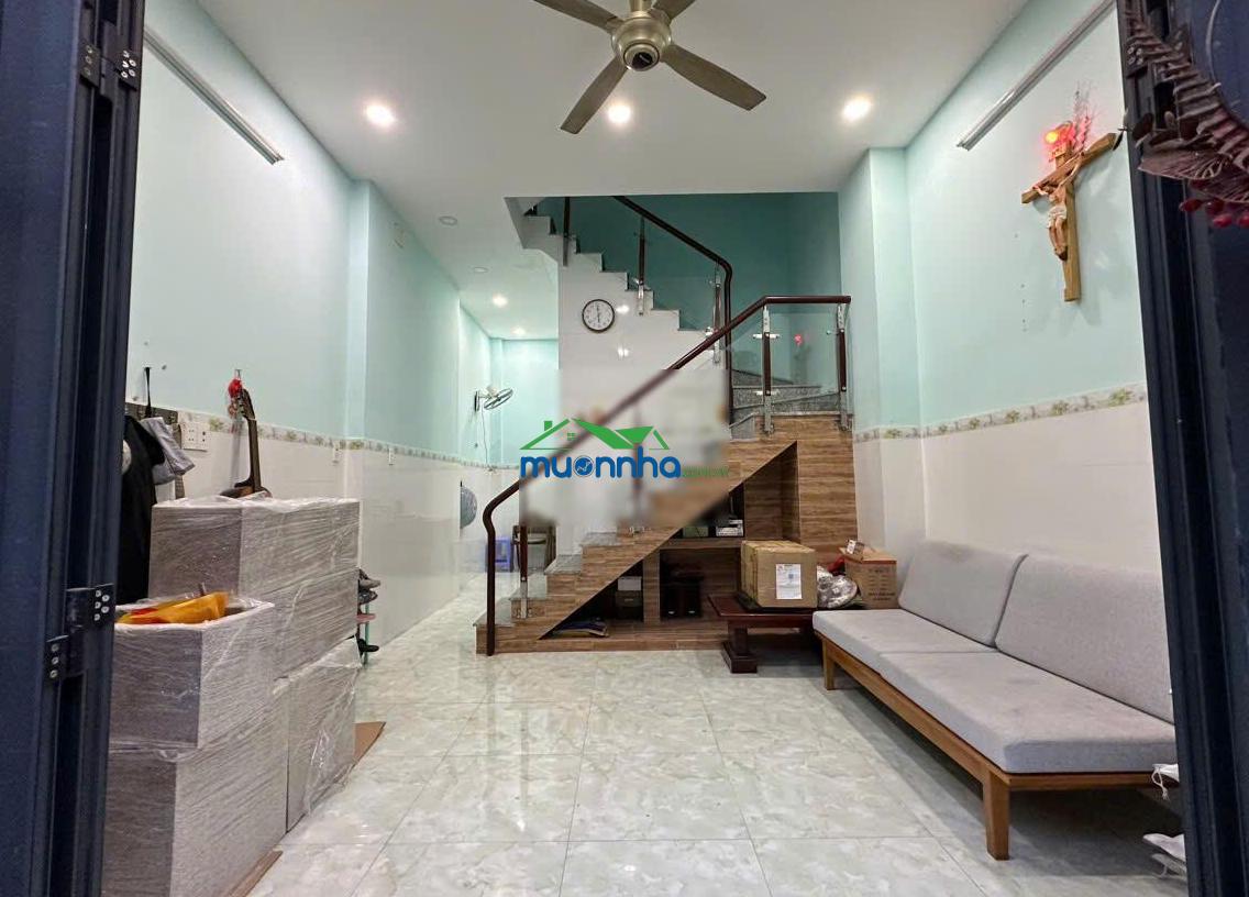 Bán nhà riêng lê văn lương 35,4m2 - 2