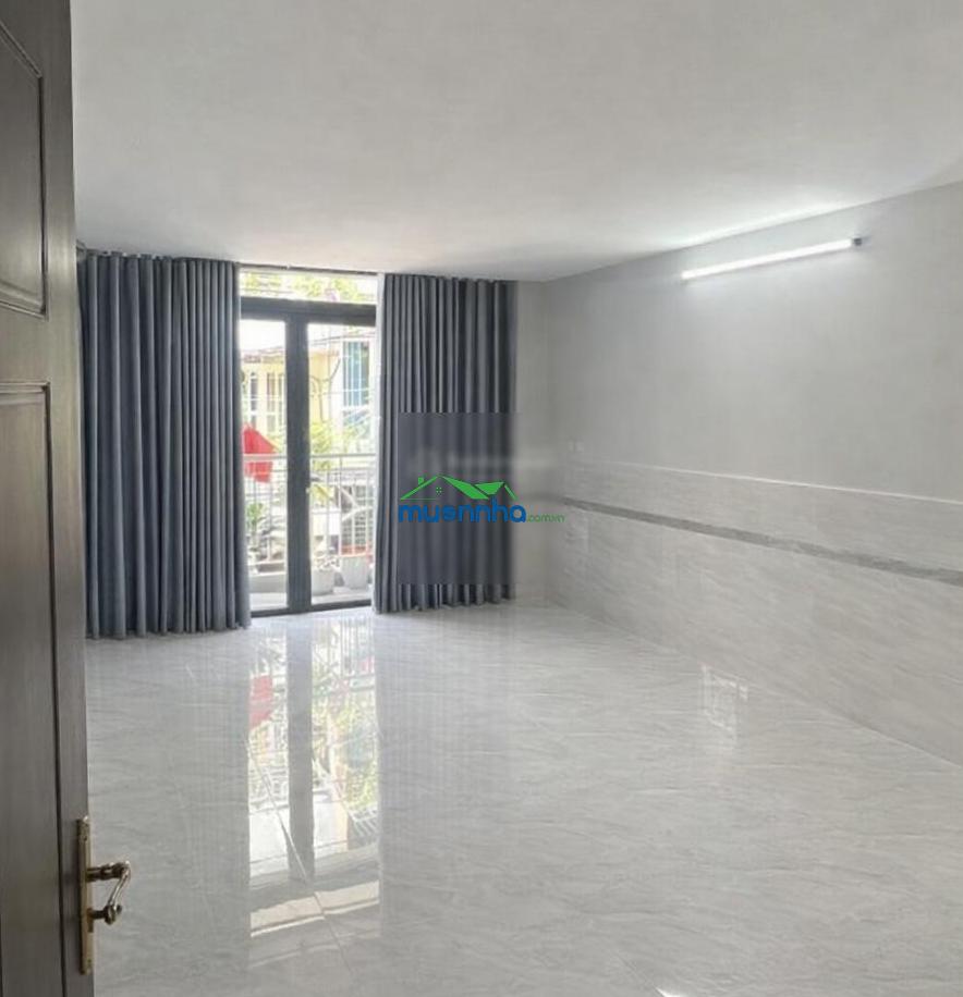 Nhà hiếm ở ngay - sát q1 - hxh 7m huỳnh văn bánh - dt 80m2(4x20) chỉ 13.9 tỷ tl
