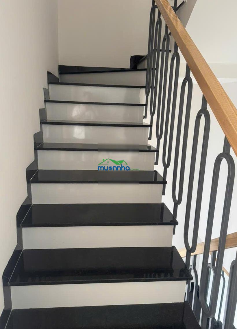 Chính chủ bán nhà 4 tầng giá 5,59 tỷ/~55m² đất, đường trường lưu phường long trường, hcm