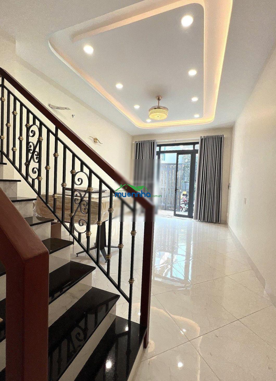 6,7 tỷ - nhà 3 tầng, 68m²- 5 phòng ngủ, đường số 8, linh xuân - 4