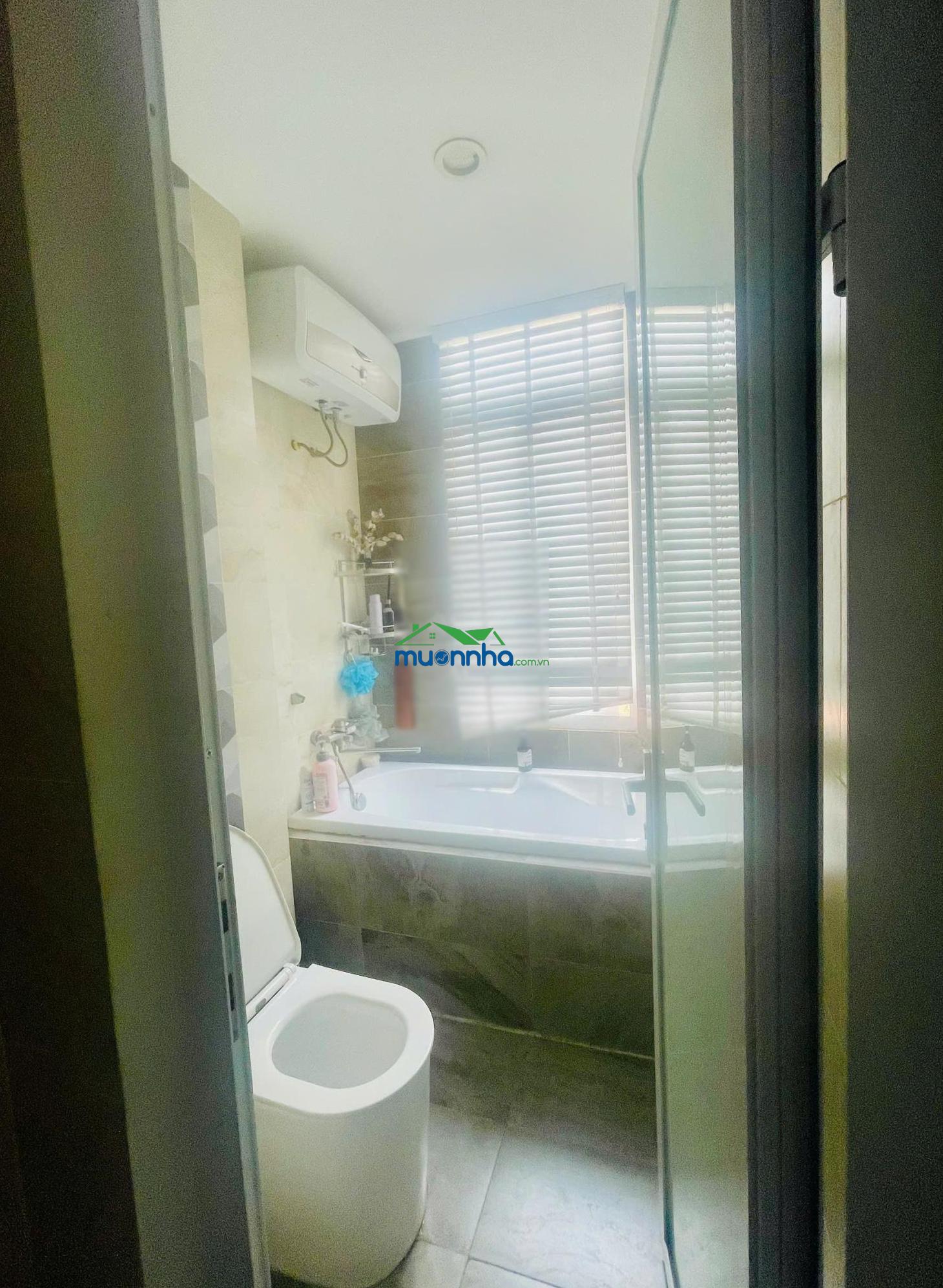 Chính chủ bán căn hộ thuận việt, 100m, căn góc, 3 phòng ngủ, sổ hồng, giá 6.2 tỷ tuấn 0901 499 ***