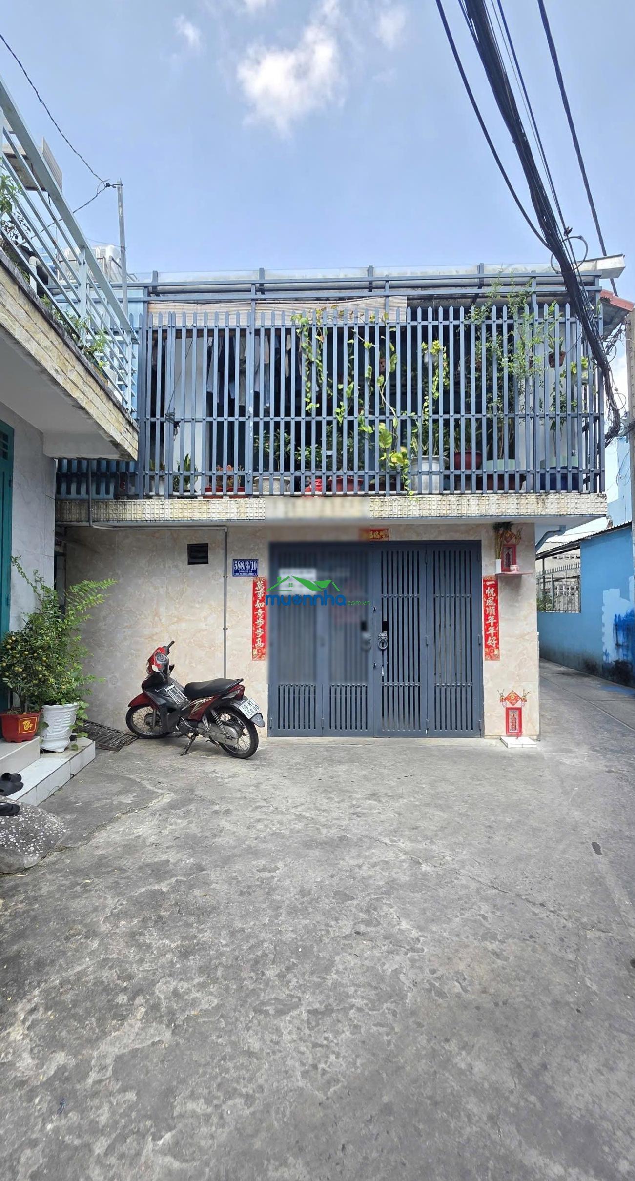 Căn góc 2mt hẻm 3m đường tỉnh lộ 10, dt 5.5x9m, nhà 2 tấm, giá 3.9 - 4
