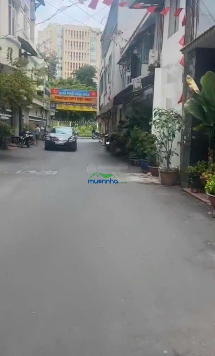 Nhà hxh 5m thông ng kiệm, gv. dt: 4m x 16m. nở hậu 5.4m. công nhận: 85m2. nhà c4. giá: 9.6 tỷ tl. - 2