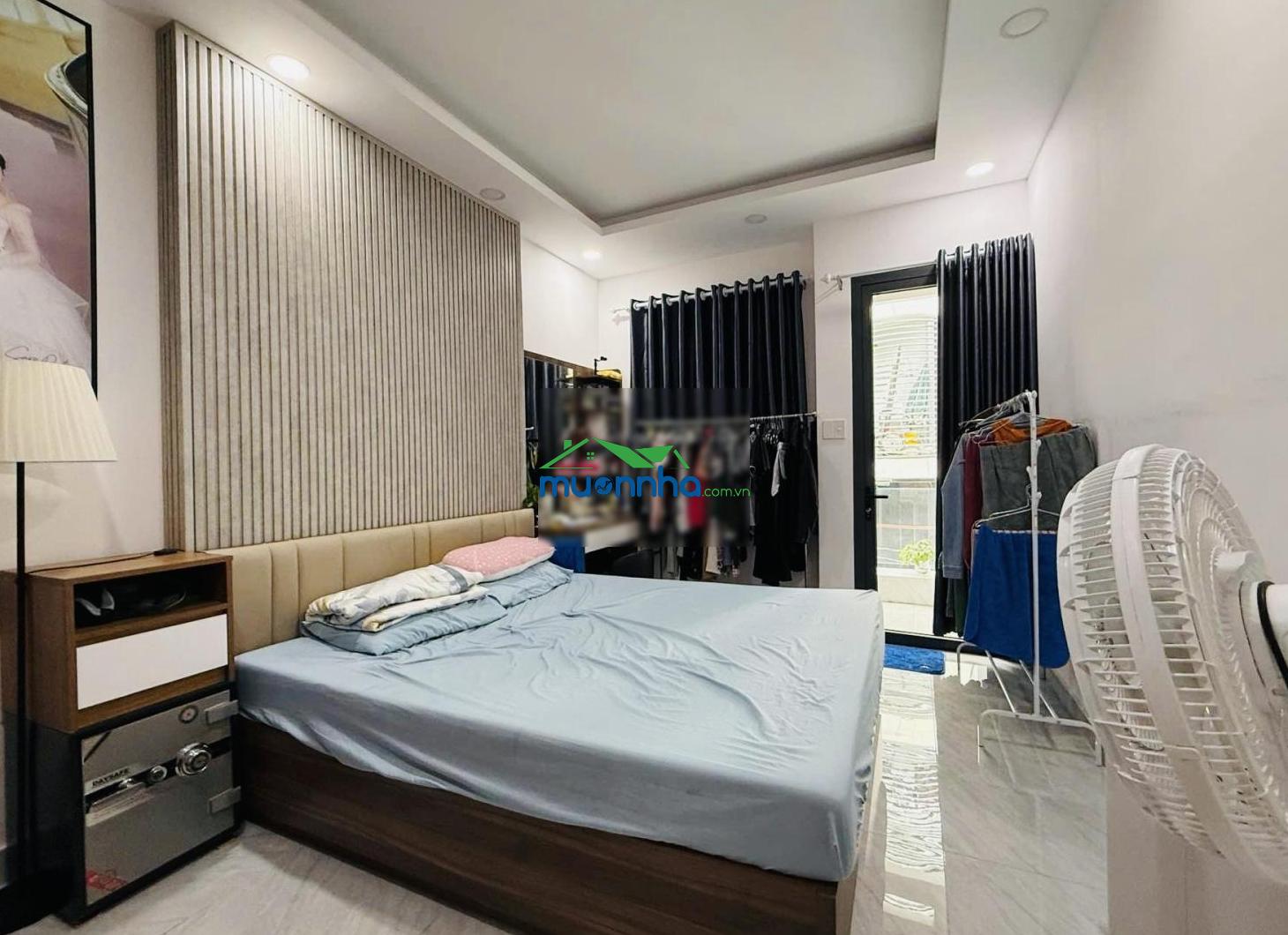 Bán nhà đường cmt8 quận3 gần ngã 6 công trường dân chủ - hxh- 43m2 - 5 tầng - 4pn - giá chỉ 9,9 tỷ - 4