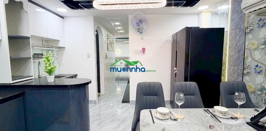 Sát phan huy ích - gò vấp - ô tô tới cửa - nhựa thông - 44.3m2 vuông a4 - 5 tầng - full nội thất - 3
