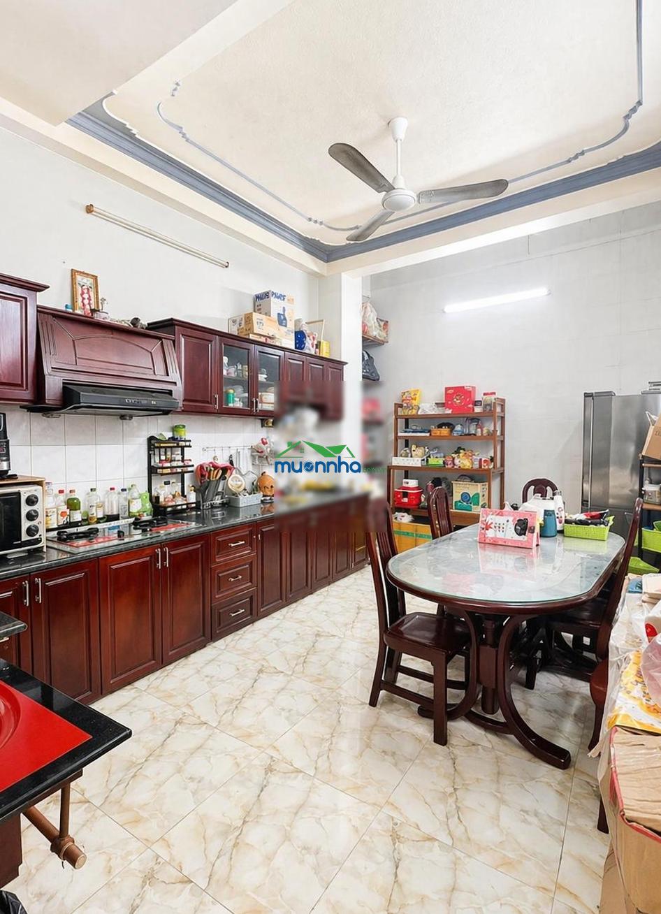 Bán nhà hẻm ô tô trần hưng đạo, quận 5-4 tầng btct, dt sàn 162,5m², 4pn yên tĩnh ở ngay, 11.3 tỷ