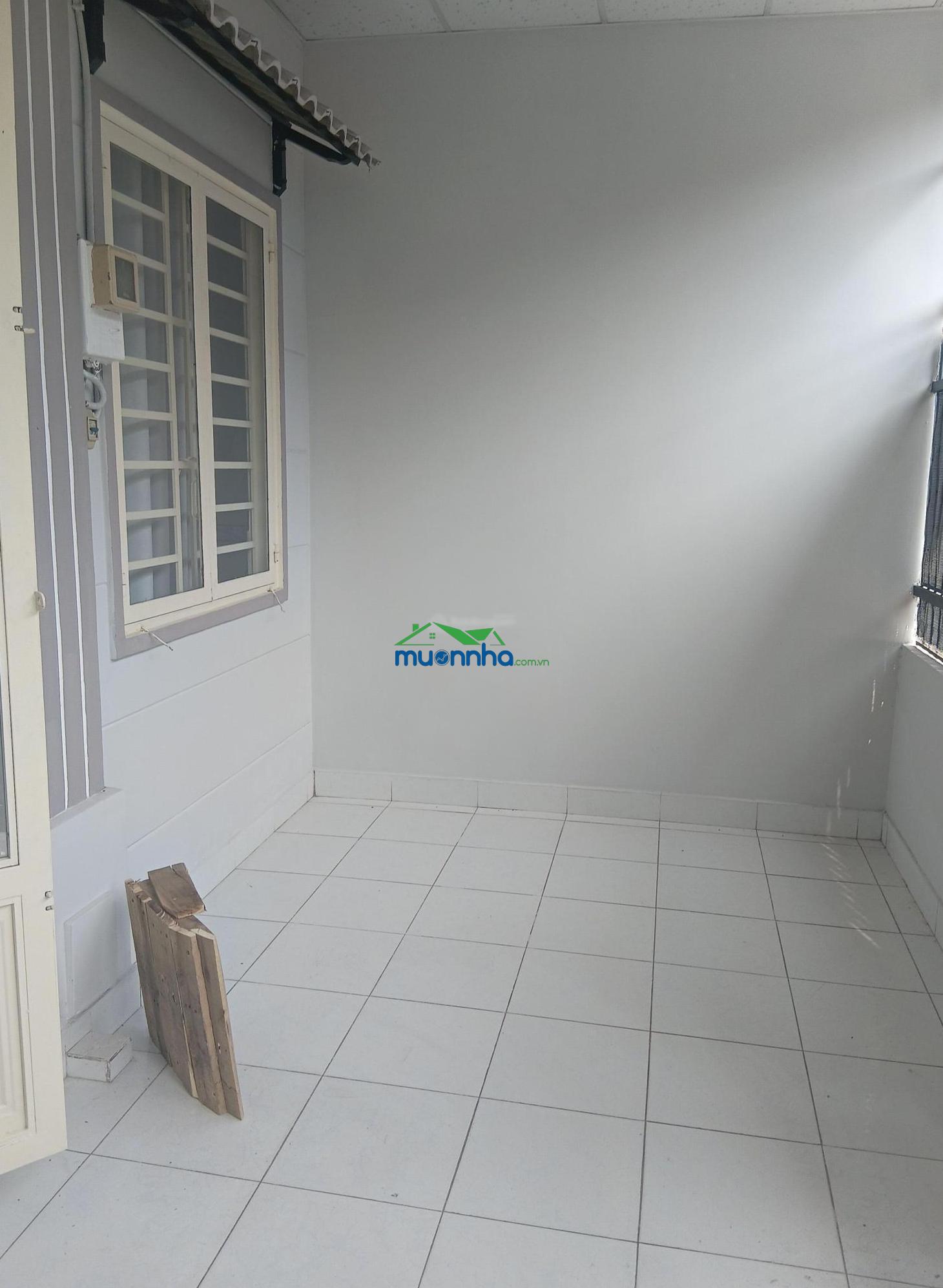 Nhà đẹp thới tam thôn hẻm xe tải thông dt: 5x17m2, 1 trệt, 1 lầu, 3pn, 2wc (có pn dưới) - 4,79 tỉ