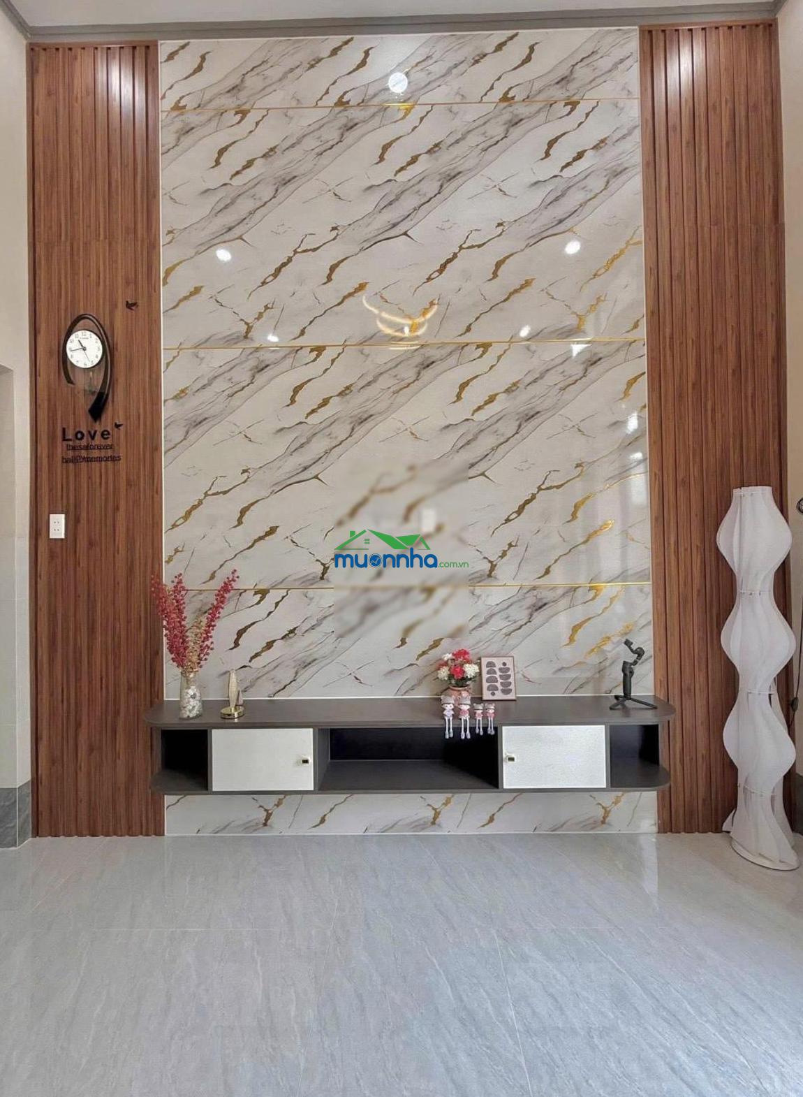 Cô chú chủ nhà nhờ bán giúp căn nhà ở quận 8 để về quê , tặng full nội thất như hình - 2
