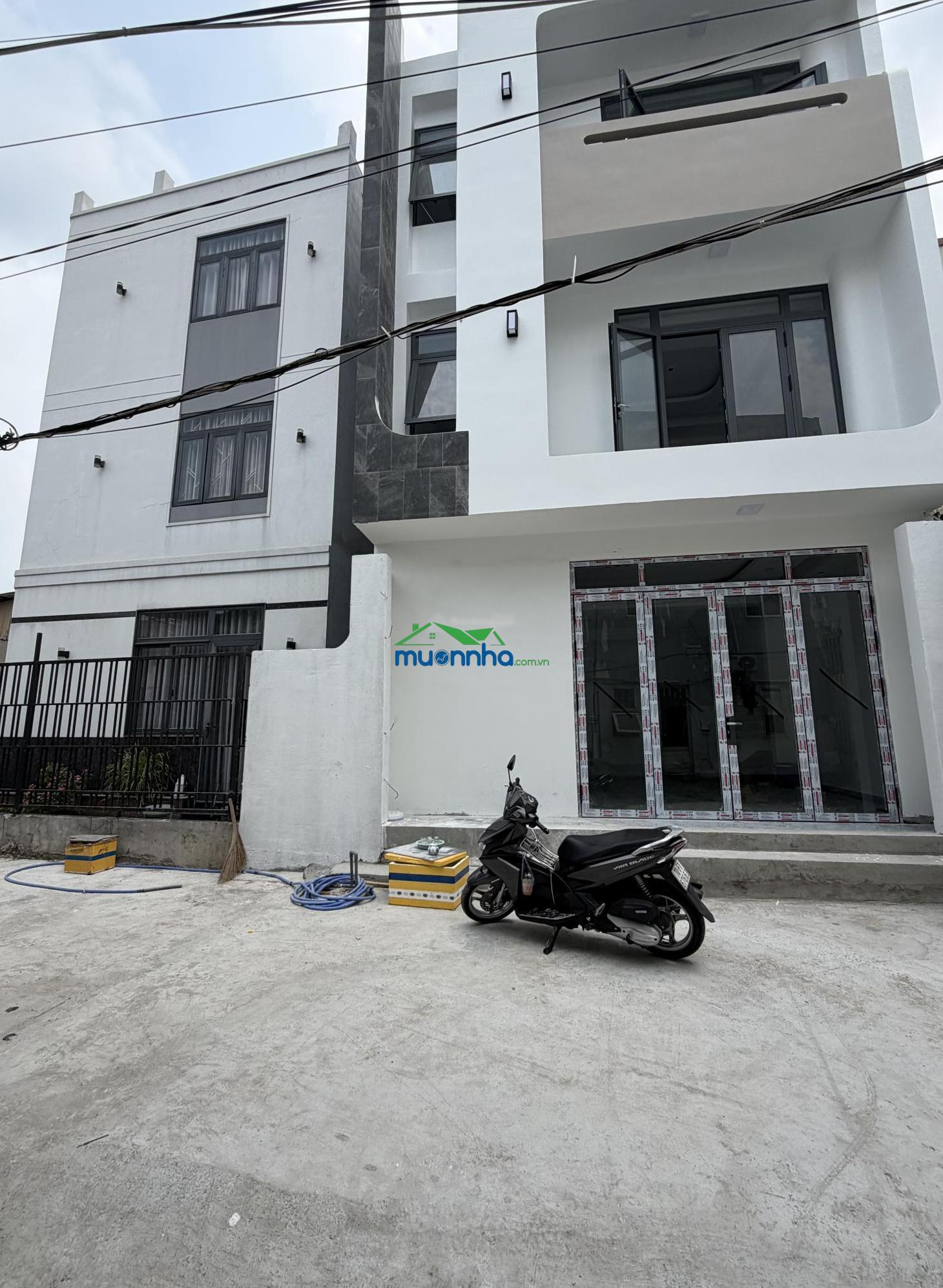 Bán nhà mới 3 lầu ngang (6,4x17m) gần vạn phúc - 4
