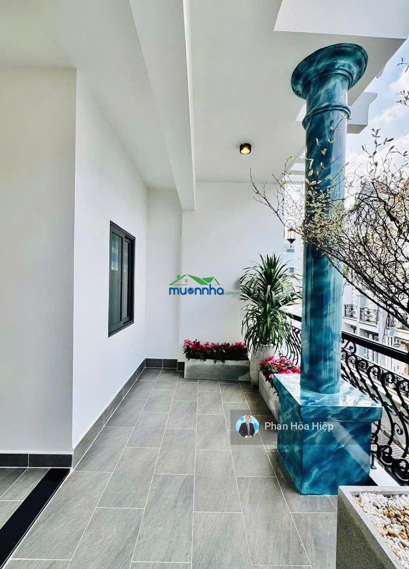 Xuất cảnh bán gấp nhà bình phú, 4 x 20, 4 tầng btct 4pn 4wc, có sân thượng, gần ngay mega market