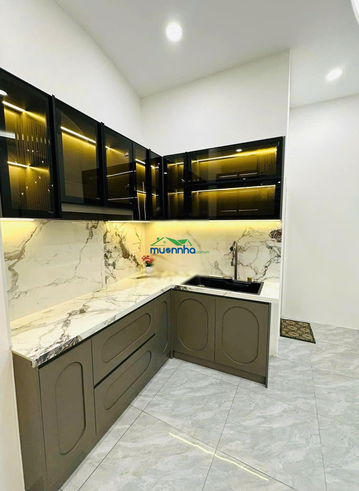 Nhà mới xây, hẻm thông 4m, nhà không lộ giới, âu dương lân, 4 tầng p3 q8