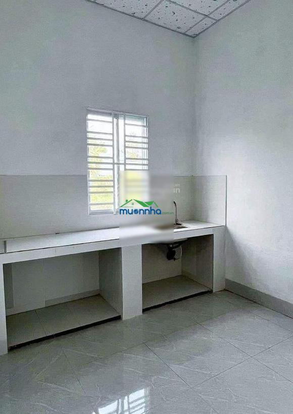 Chủ về quê nên bán lại căn nhà ở đ nguyễn thị chuỗi xã thái mỹ , giá 1 tỷ350tr , shr , dt 165m2 .