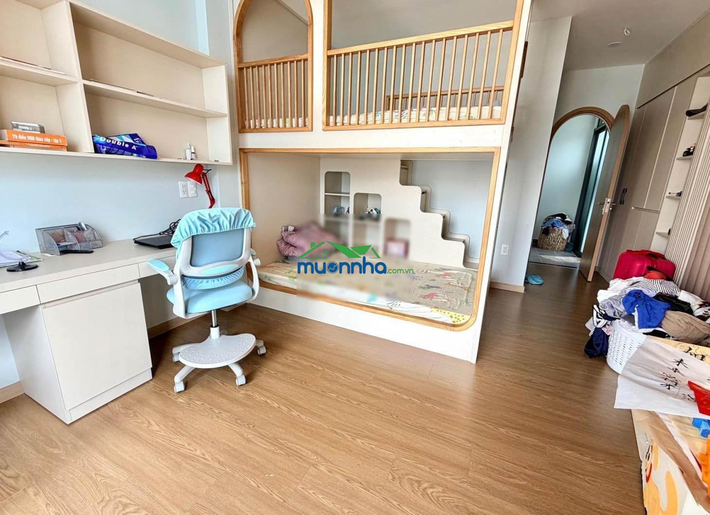 Bán gấp nhà lê quang định p11 q bình thạnh ngang 10m kc: 4t giá bán: 10 tỷ - 2