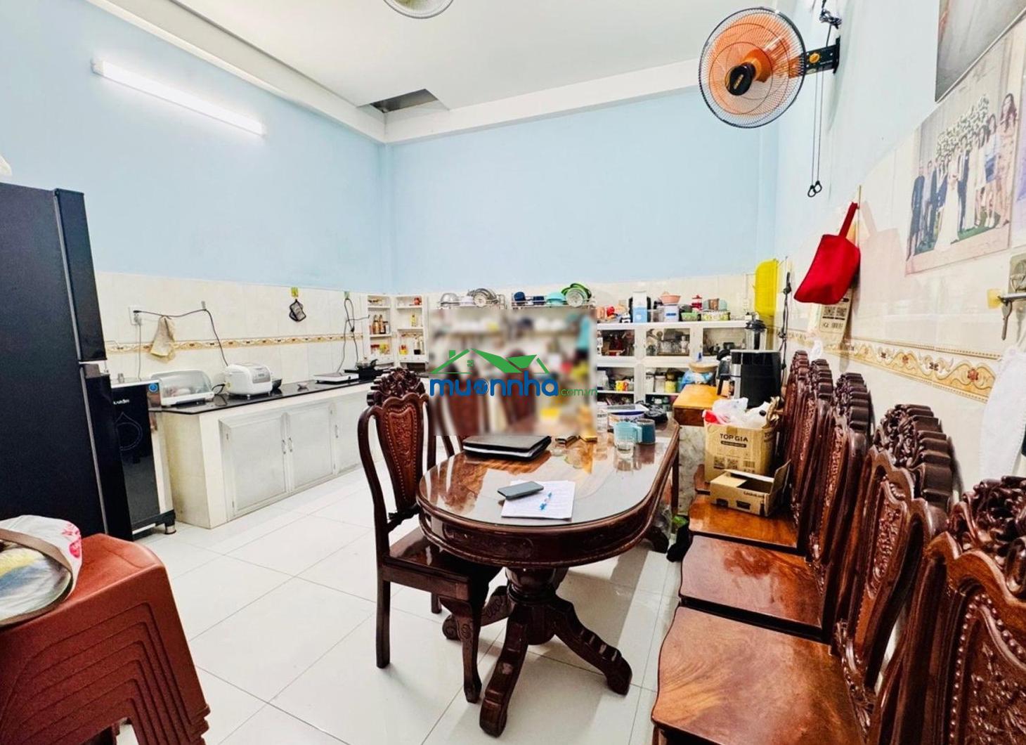 Nhà 4 tầng nở hậu tài lộc - 4.5x12, nguyên thị tần q8 - cách q1 3 phút, gần chợ rạch ông, nhỉnh 6tỷ - 2