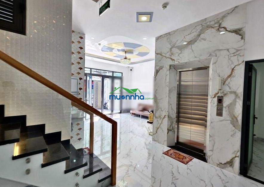 Ngay chợ bà chiểu, phan đăng lưu - 91m² x 4 tầng - thang máy - 8pn - 10,9 tỷ tl