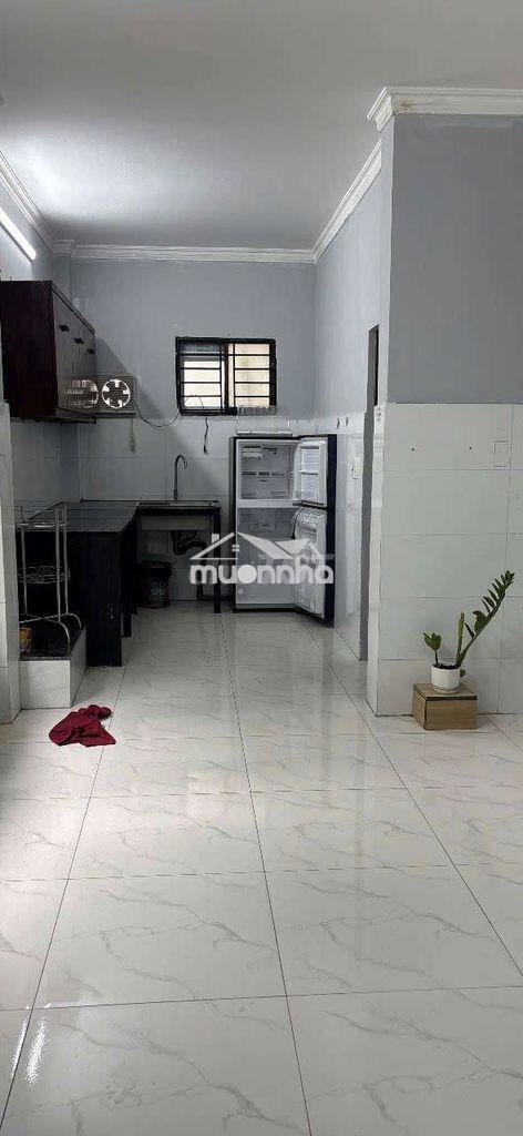Có nội thất cọc 1th, 4x11m hẻm ô tô gần chợ tch03 nhanh lên khách 