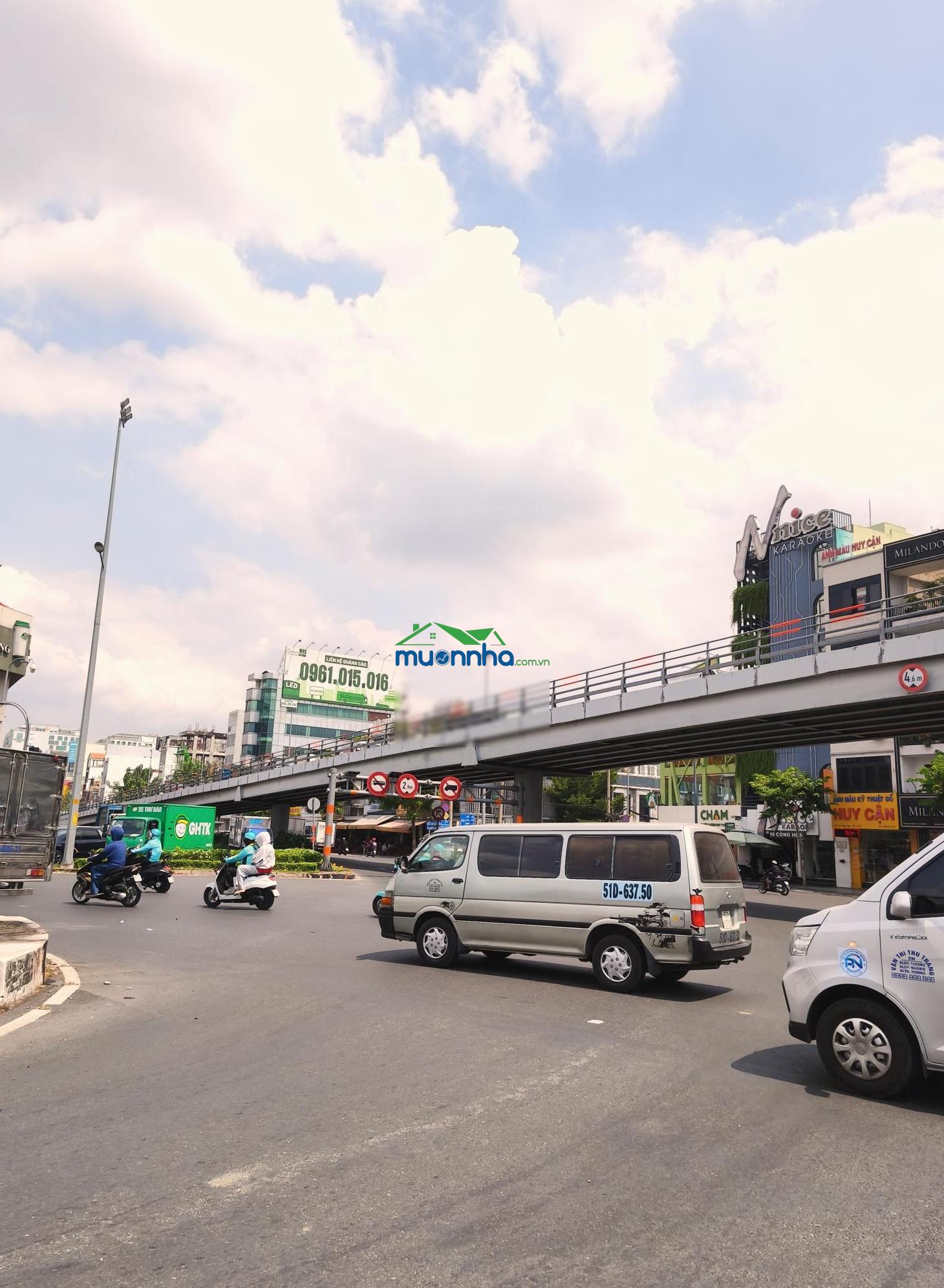 Mặt tiền hẻm hoàng hoa thám - kế k300 sát sân bay - 60m2 sử dụng công nhận 39,2m - 3 tầng - 3