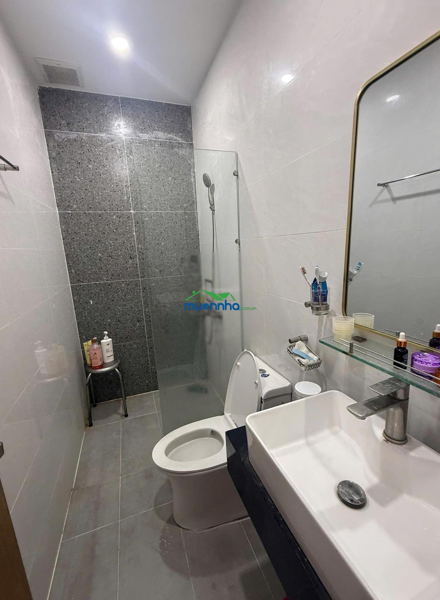Nhà 3 tầng chỉ 5.7 tỷ đường man thiện - 3pn đường xh 1 sẹc tnpa q9 - 4