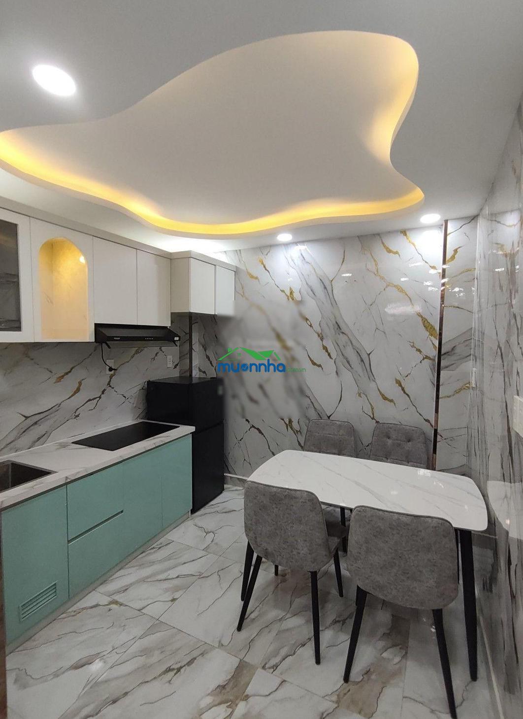 Quận 5, 5,75 tỷ, tl, btct, hẻm 4m ô tô tới nhà sát vách quận 1 - 2
