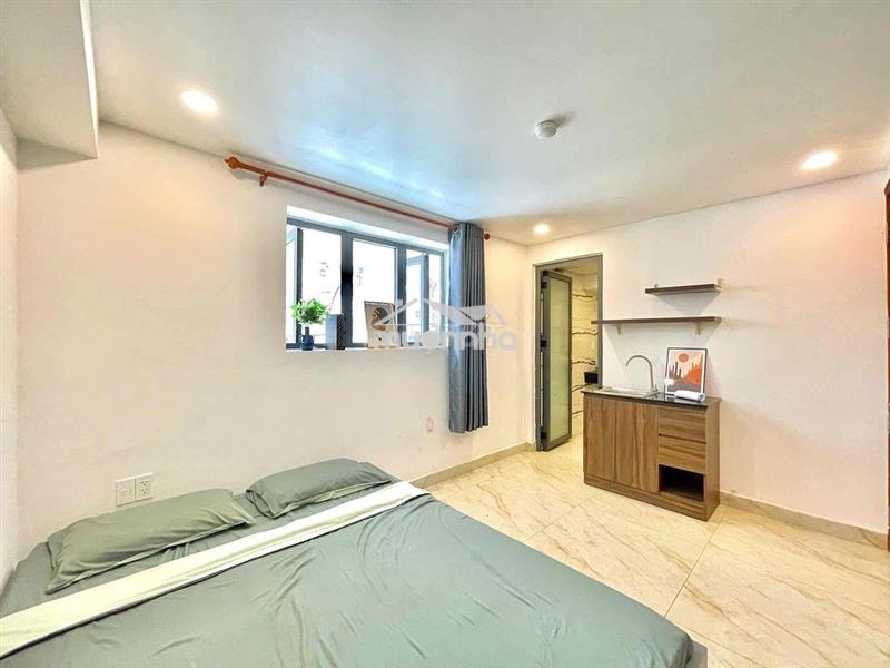 Chdv cửa sổ trời full nt - thang máy,hầm xe sát cc sài gòn mia