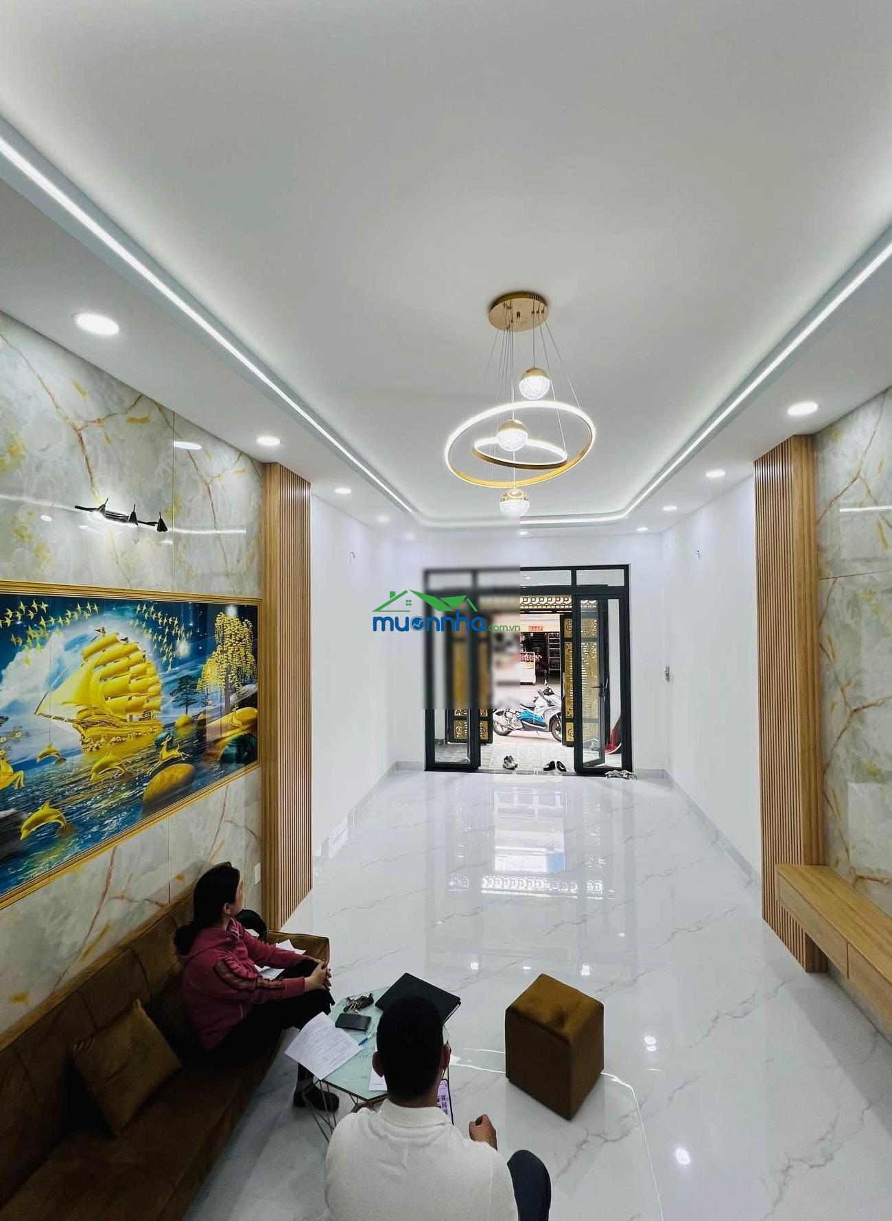 Nhà đẹp mới cứng - chiến lược - bình tân - đường xe hơi 6m - 4x18 - chỉ 6,x tỷ