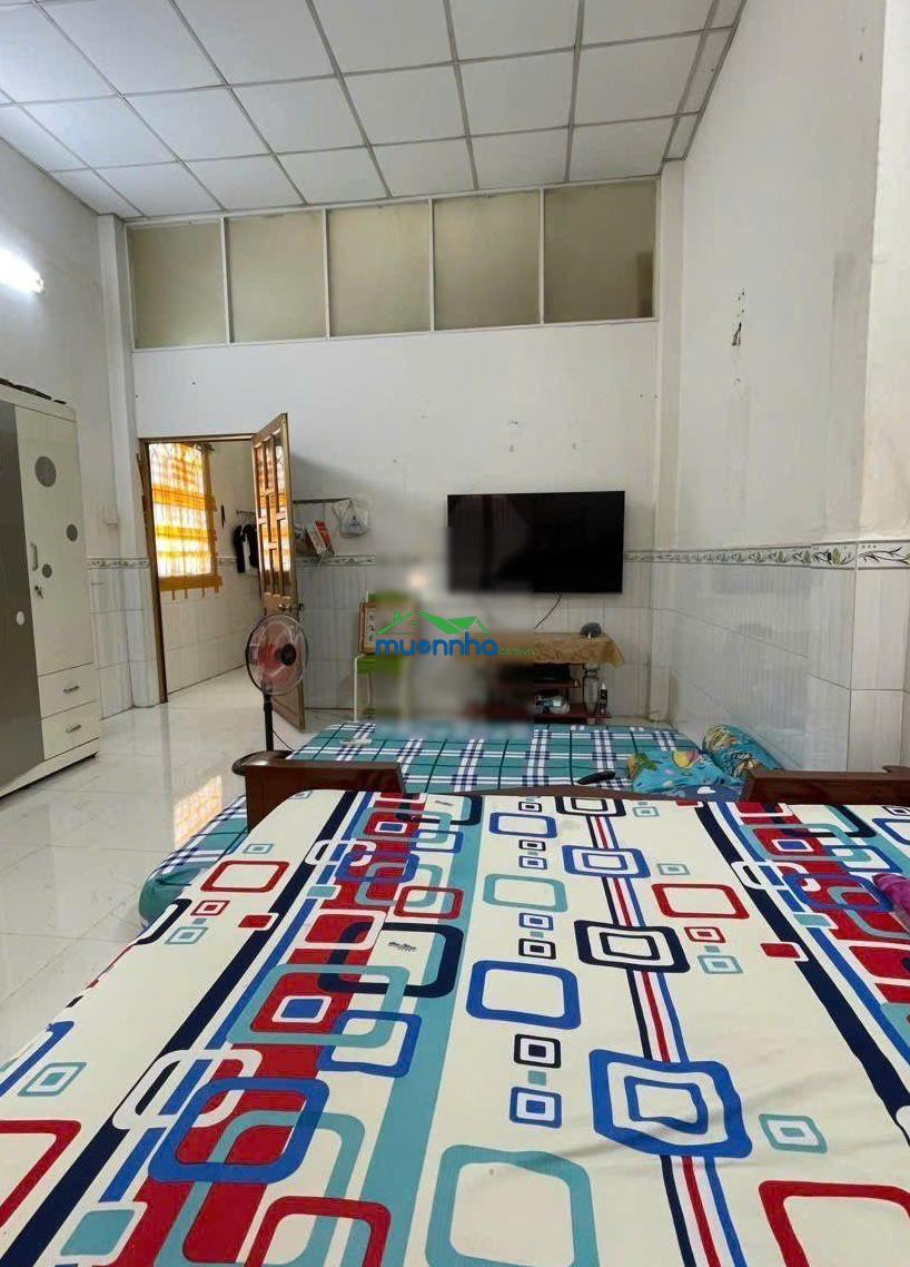 146/ kênh tân hóa, phường phú trung, quận tân phú dt 4.2 nở hậu kết cấu 1trệt 1lầu. 3 phòng ngủ 2wc - 3