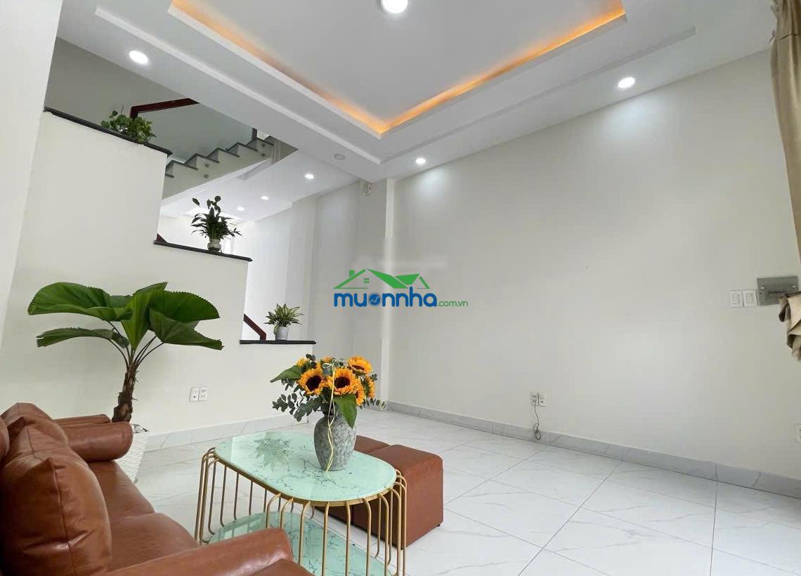Nhà 3 tầng sử dụng 150m2 hoàn công chuẩn chỉnh ngay chợ đầu mối thủ đức giá hơn 4 tỷ lh 0939 415 *** - 2
