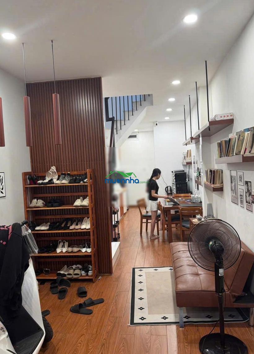 Hẻm xe hơi nguyễn cảnh chân, vị trí trung tâm