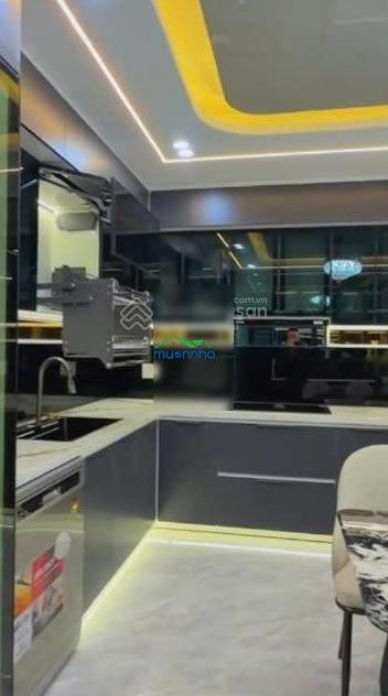 Bán nhà đẹp, chính chủ 70m2, giá 4 tỷ 780, đường lê văn việt - q9, sổ riêng sang tên ngay