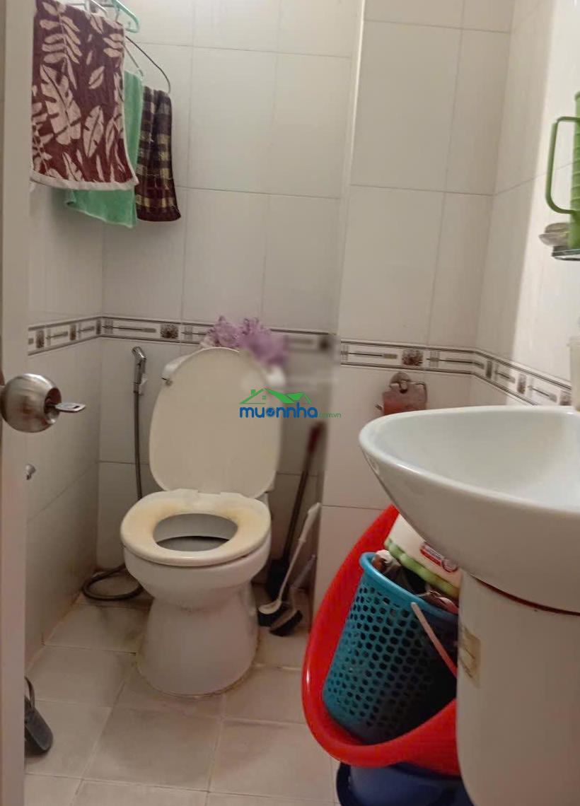 Chính chủ cần bán nhà vào ở liền: phạm văn chí, quận 6. (sổ hồng riêng). (gần chợ, trường học) - 2