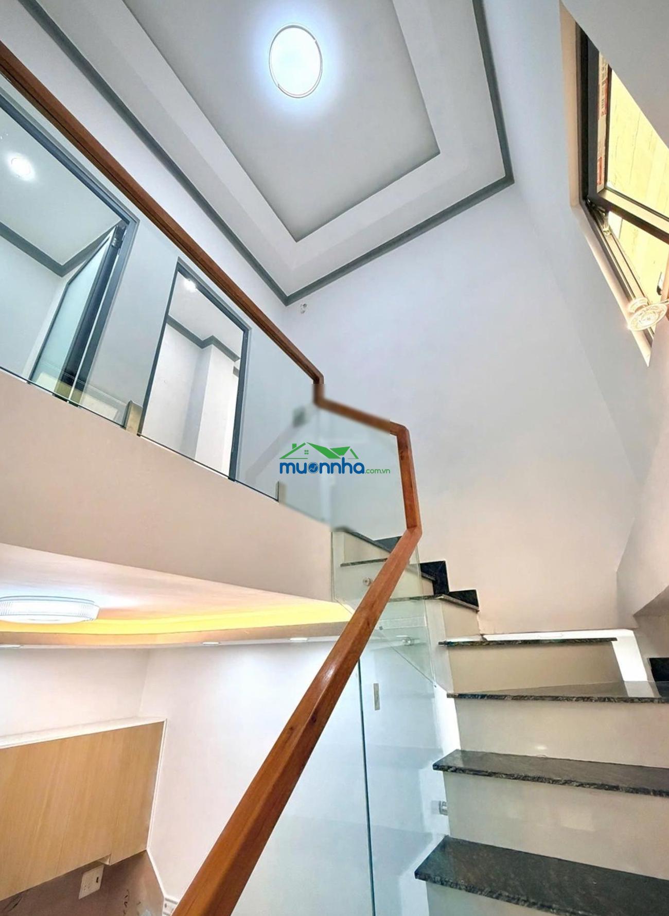 Hot, bán gấp nhà riêng tỉnh lộ 10 btân, 51m2, 2 tầng mới 100%, 3pn, hẻm xe hơi 5m, nhỉnh 5 tỷ. - 2