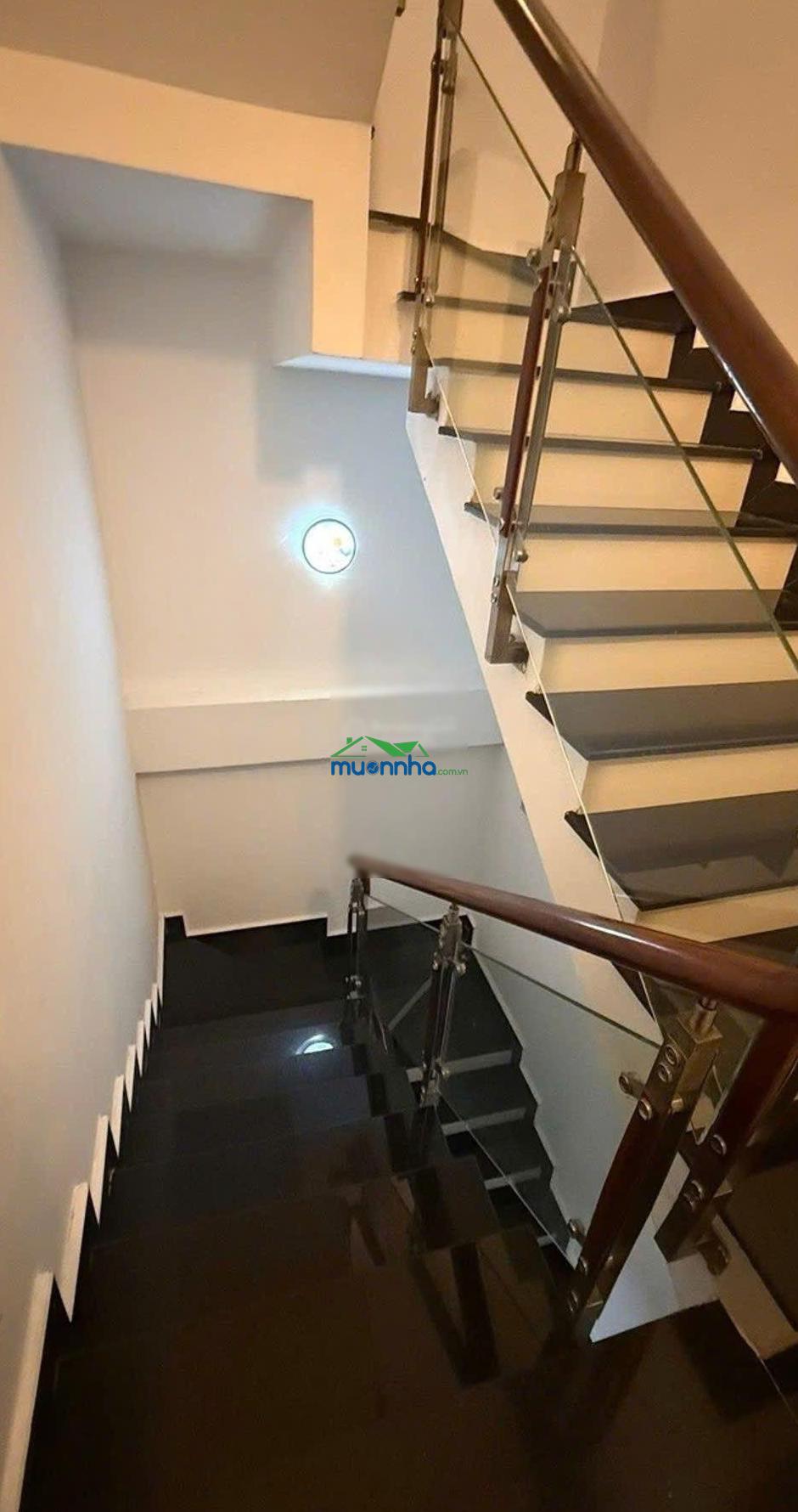 Bán nhà hẻm xe hơi - hàng hiếm bàu cát - 4x15 - ngay nhà ga t3 - chỉ 6,5 tỷ - 2