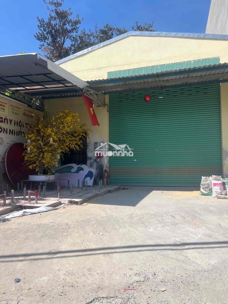 CẦN BÁN