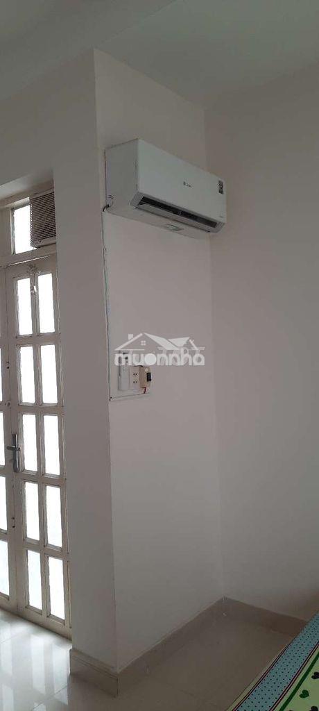 Cho thuê phòng trọ tầng 1,đường bùi hữu nghĩa,p1,q.bình thạnh 