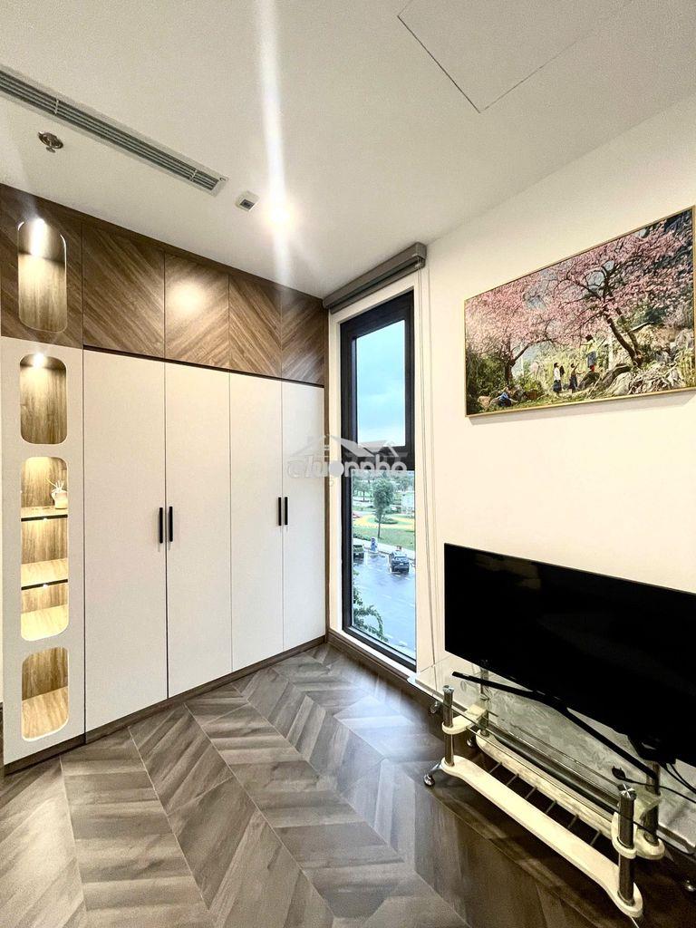 Cho thuê căn hộ góc 2pn vinhomes grand park full nội thất view wonder