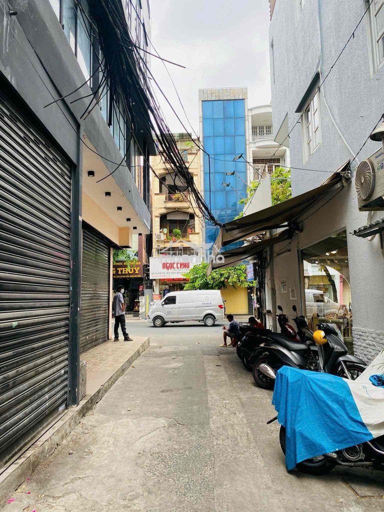 Bán nhà cũ (40m2) tiện xây mới, sát mặt tiền hoà hưng q10. giá:5.9 tỷ
